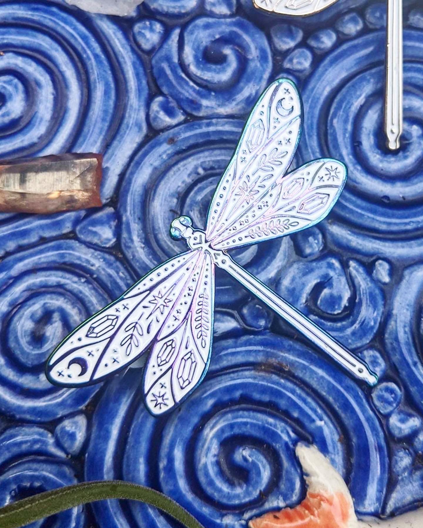 Dragonfly - Fox & Koi