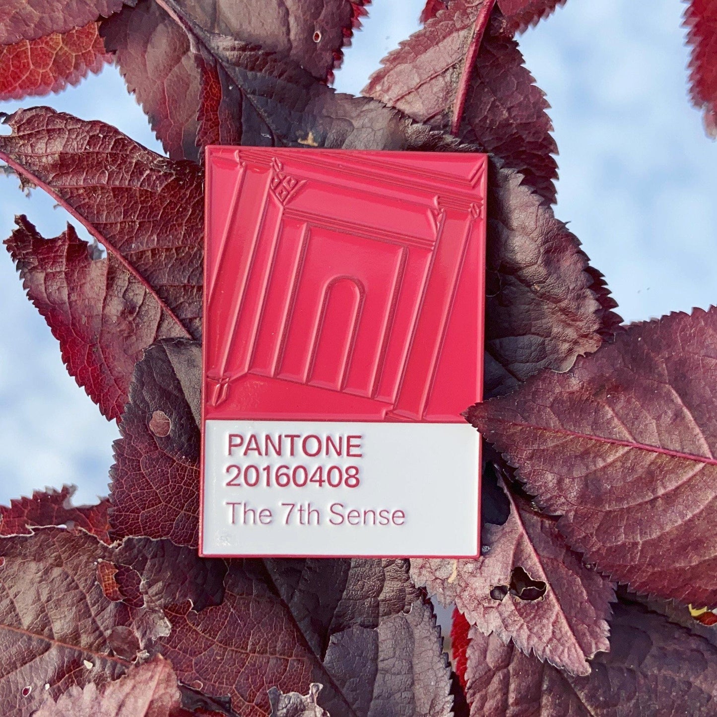 Pantone: The 7th Sense - Fox & Koi