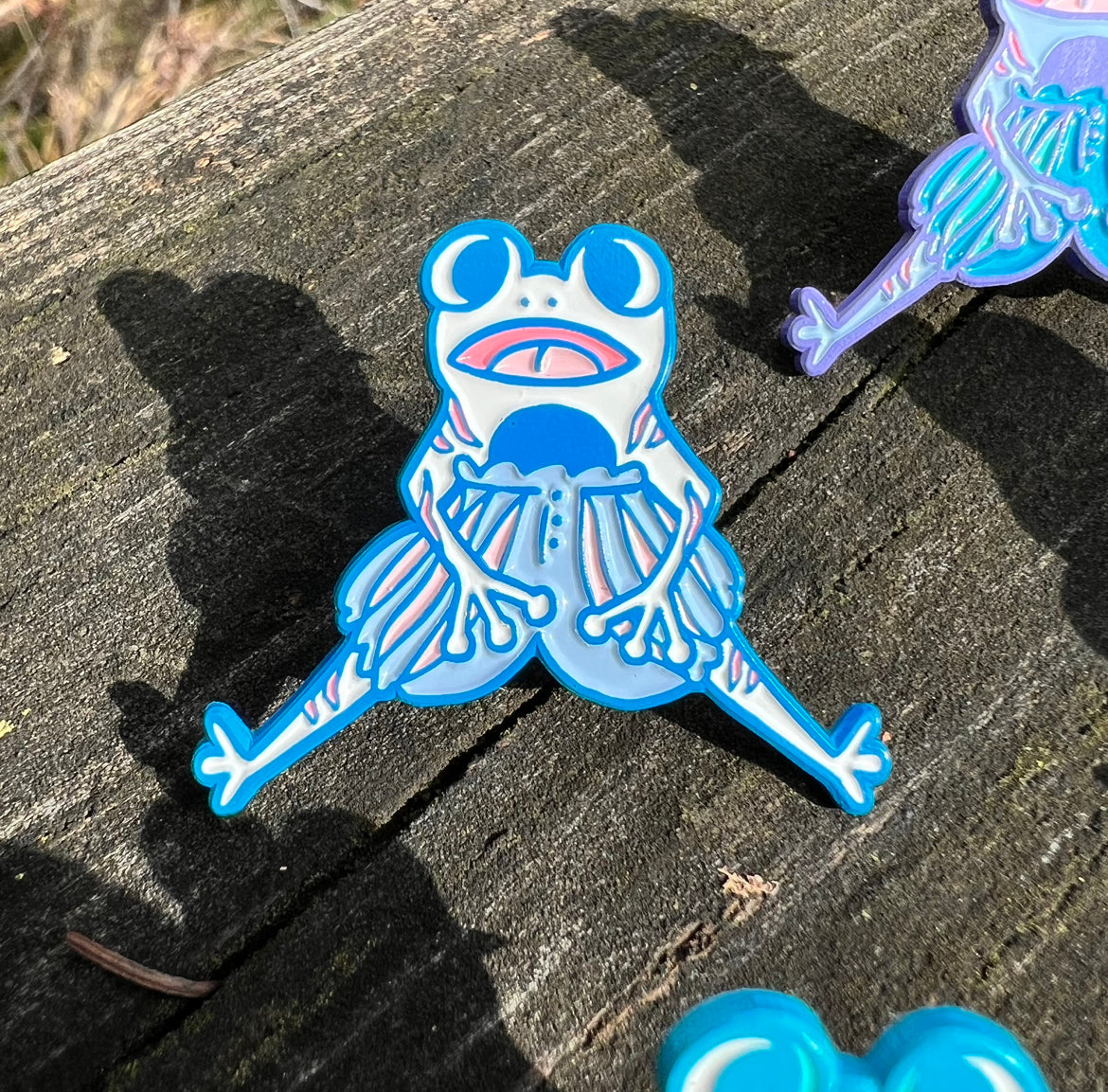 Poy The Frog + Howie The Housefly