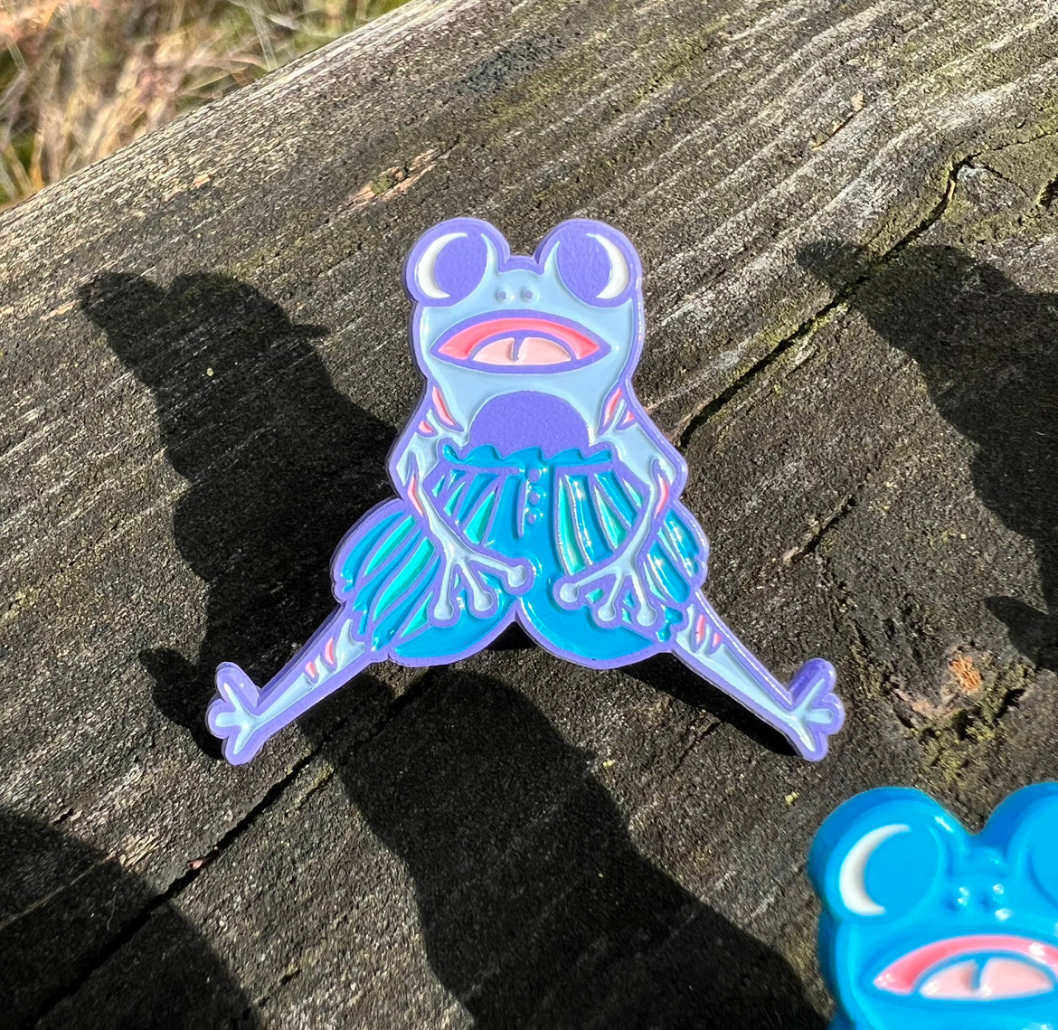 Poy The Frog + Howie The Housefly