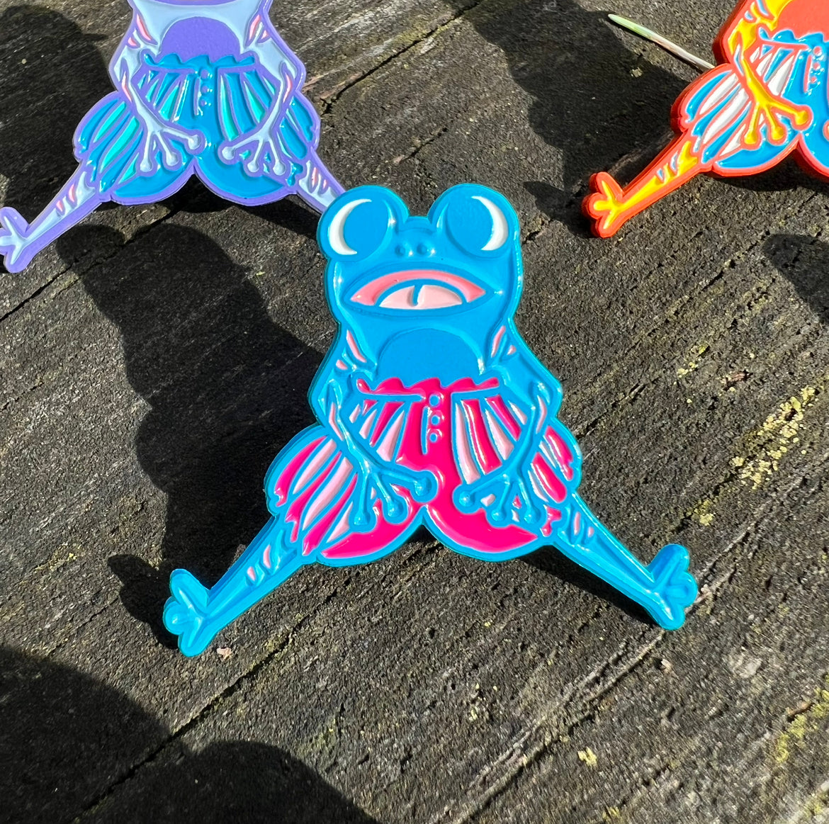 Poy The Frog + Howie The Housefly